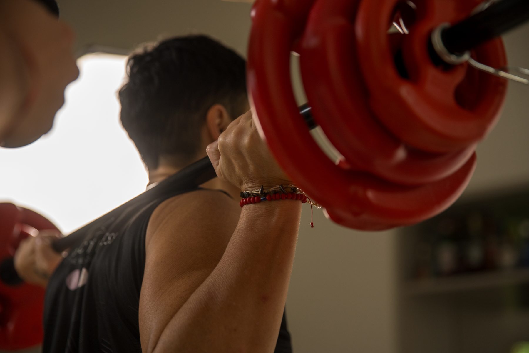 Alumno de Fractal Fitness entrenando